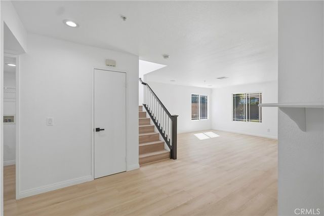 6160 La Costa, Fontana, CA 92336