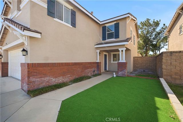 6160 La Costa, Fontana, CA 92336