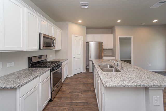 14086 Sharktooth Hill Lane, Conroe, TX 77384