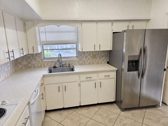 2436 RHODESIAN DRIVE 48, Clearwater, FL 33763