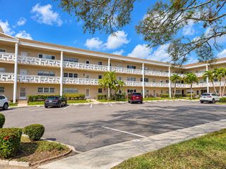 2436 RHODESIAN DRIVE 48, Clearwater, FL 33763