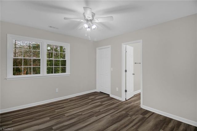 2724 Windy Crossing, Winston-salem, NC 27127