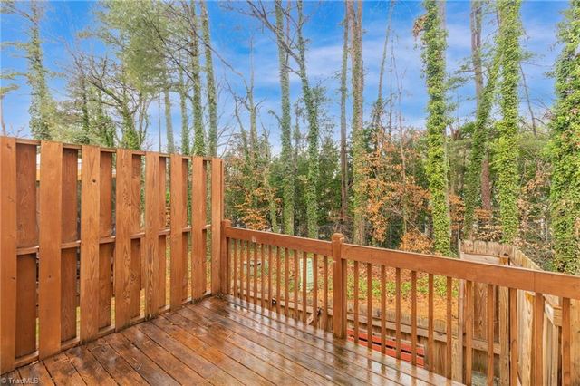 2724 Windy Crossing, Winston-salem, NC 27127