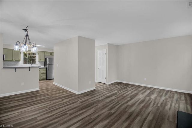 2724 Windy Crossing, Winston-salem, NC 27127