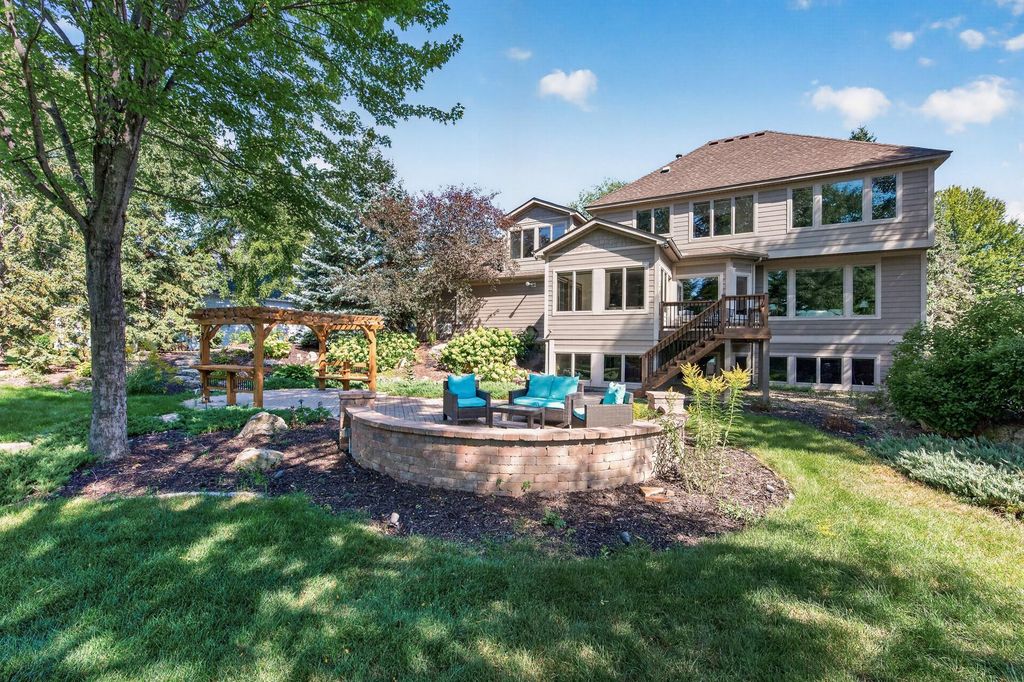 3034 Edgewater Drive, Woodbury, MN 55125 — photo 3