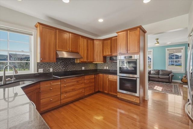 18 North Jefferson Road, South Burlington, VT 05403