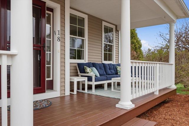 18 North Jefferson Road, South Burlington, VT 05403