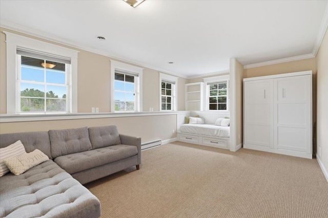 18 North Jefferson Road, South Burlington, VT 05403