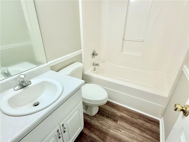215 Cambridge Way, Covington, GA 30016