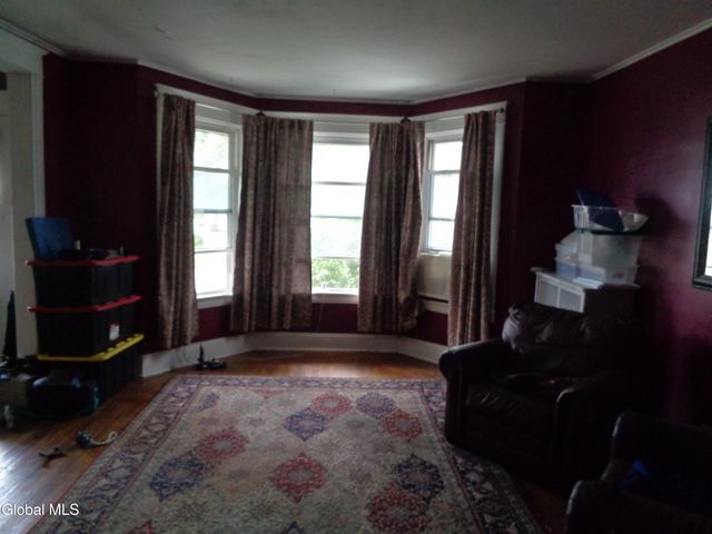 841 Cleveland Avenue, Schenectady, NY 12306