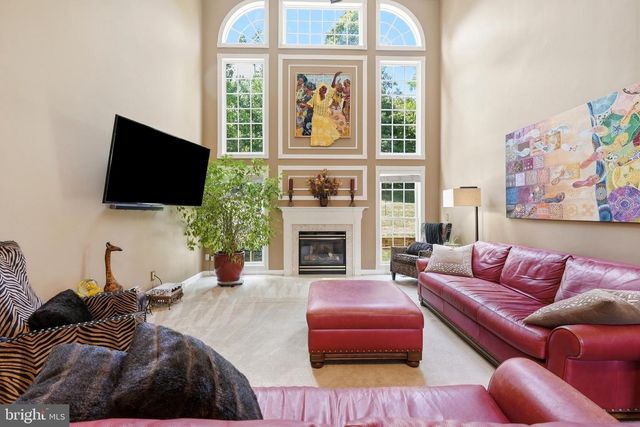16524 HAYES LN, Woodbridge, VA 22191
