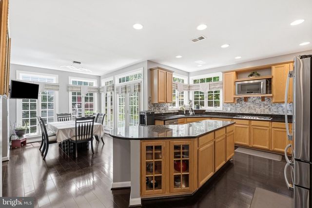 16524 HAYES LN, Woodbridge, VA 22191
