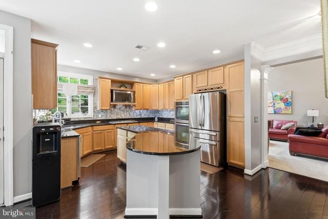 16524 HAYES LN, Woodbridge, VA 22191