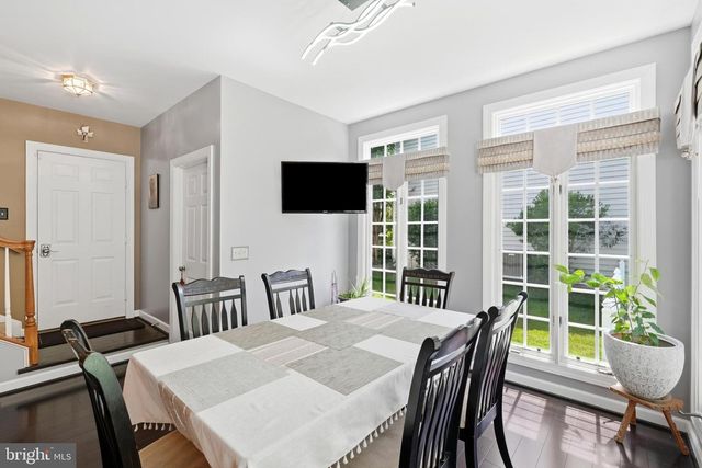 16524 HAYES LN, Woodbridge, VA 22191