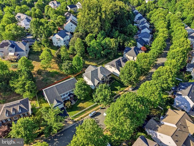 16524 HAYES LN, Woodbridge, VA 22191