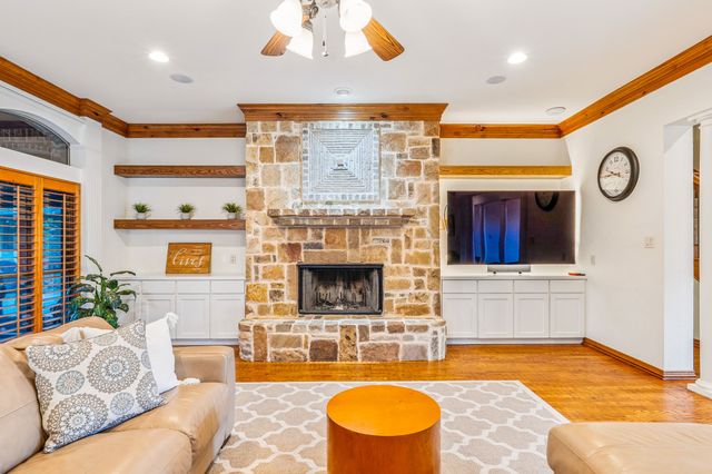 10133 Leaping Buck Point, Fort Worth, TX 76126