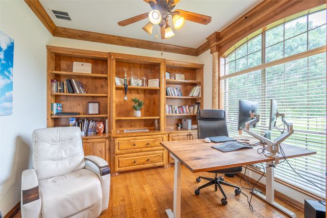 10133 Leaping Buck Point, Fort Worth, TX 76126