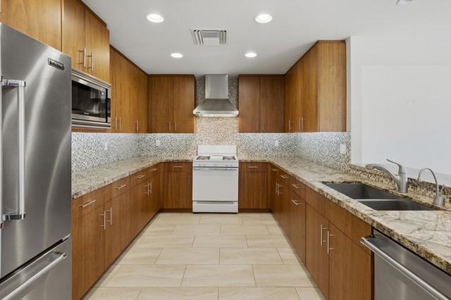 28 Princeton Drive, Rancho Mirage, CA 92270