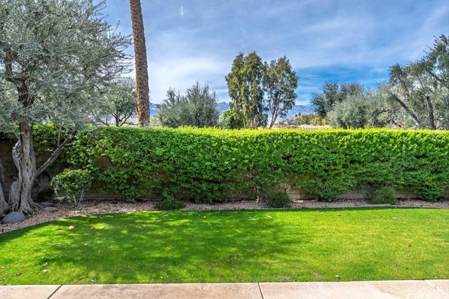 28 Princeton Drive, Rancho Mirage, CA 92270