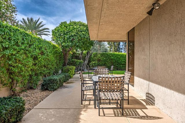 28 Princeton Drive, Rancho Mirage, CA 92270