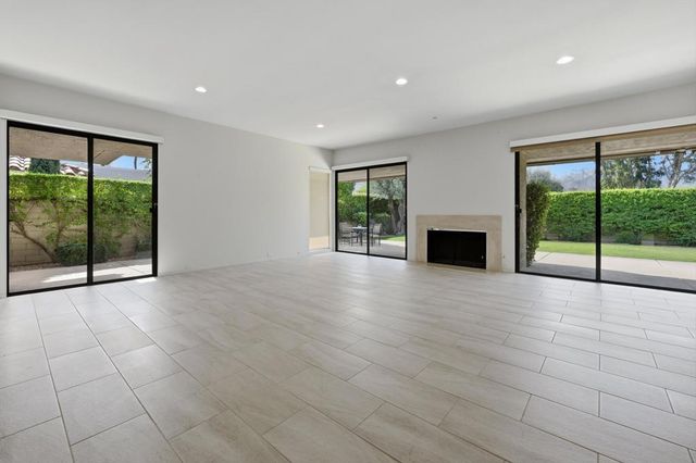 28 Princeton Drive, Rancho Mirage, CA 92270