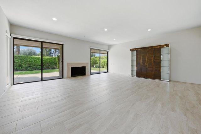 28 Princeton Drive, Rancho Mirage, CA 92270