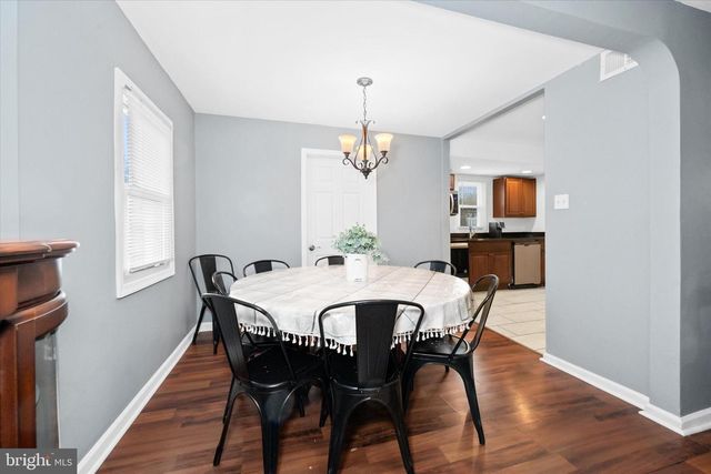 31 LEA RD, New Castle, DE 19720