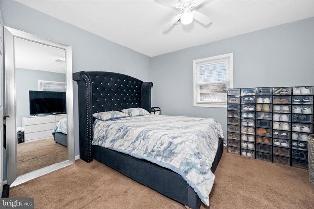 31 LEA RD, New Castle, DE 19720