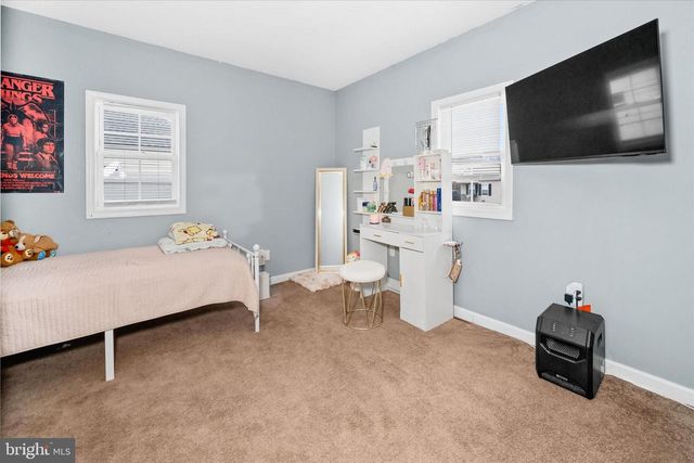 31 LEA RD, New Castle, DE 19720