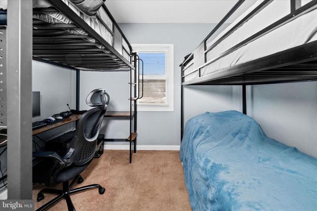 31 LEA RD, New Castle, DE 19720