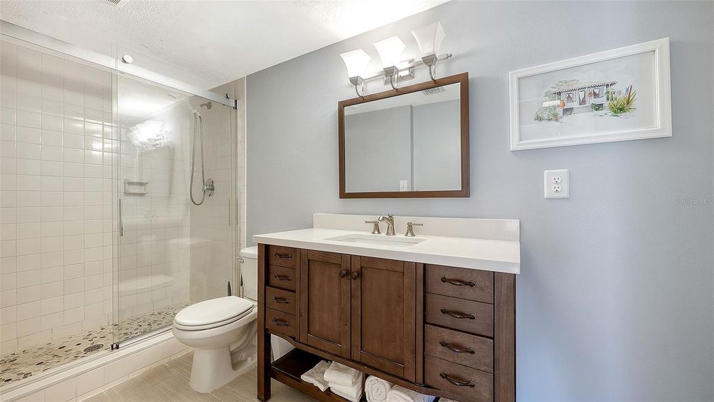 Image 27 of property listing at 6116 43RD STREET W 305D, Bradenton, FL 34210