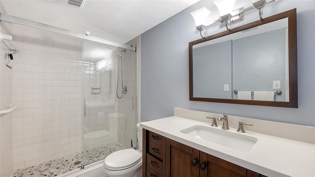 Image 28 of property listing at 6116 43RD STREET W 305D, Bradenton, FL 34210