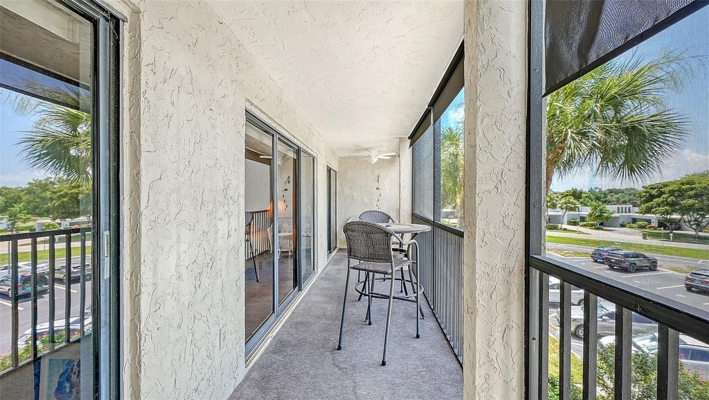 Image 31 of property listing at 6116 43RD STREET W 305D, Bradenton, FL 34210
