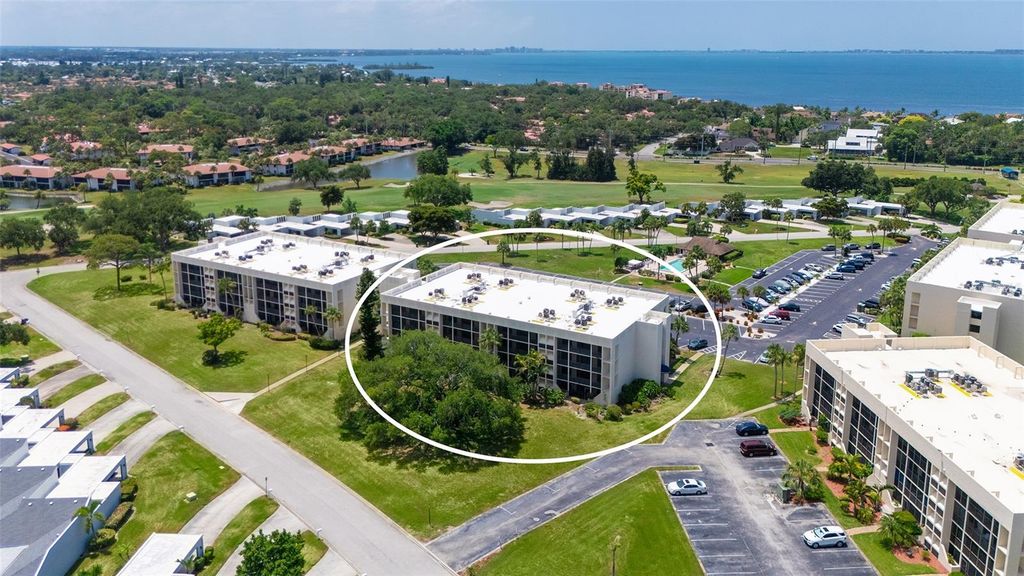 Image 34 of property listing at 6116 43RD STREET W 305D, Bradenton, FL 34210