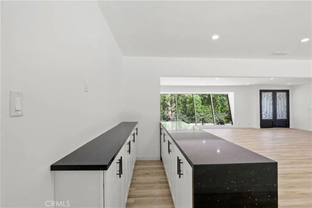 3267 Laurel Canyon Boulevard, Studio City, CA 91604