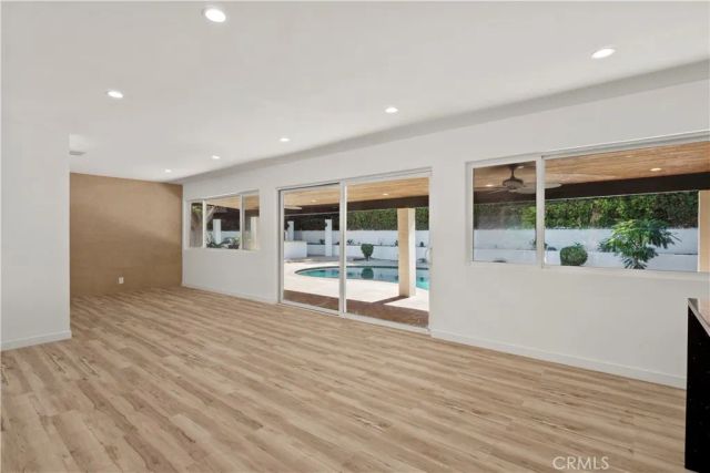3267 Laurel Canyon Boulevard, Studio City, CA 91604