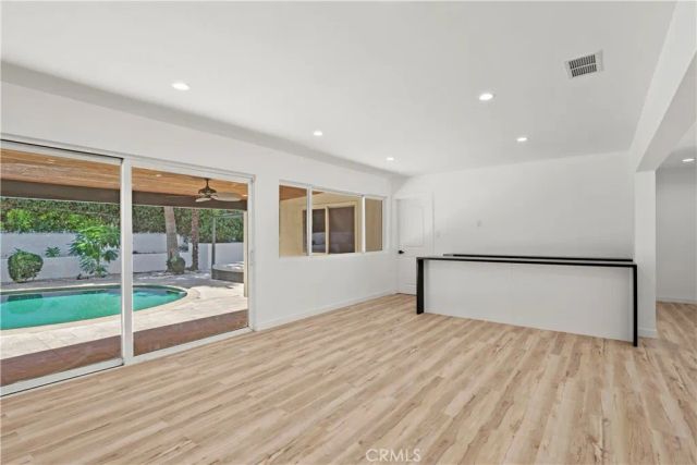 3267 Laurel Canyon Boulevard, Studio City, CA 91604