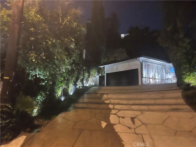 3267 Laurel Canyon Boulevard, Studio City, CA 91604
