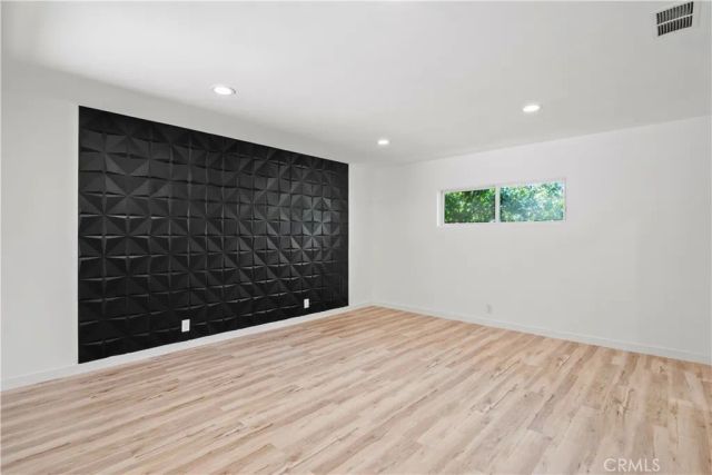 3267 Laurel Canyon Boulevard, Studio City, CA 91604