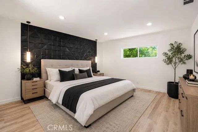 3267 Laurel Canyon Boulevard, Studio City, CA 91604