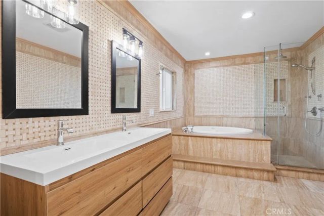 3267 Laurel Canyon Boulevard, Studio City, CA 91604