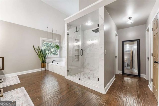914 Meadow Club Court, Suwanee, GA 30024