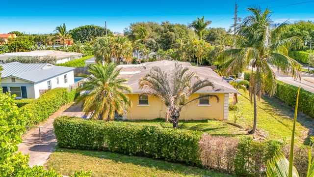 4603 S Olive Avenue, West Palm Beach, FL 33405