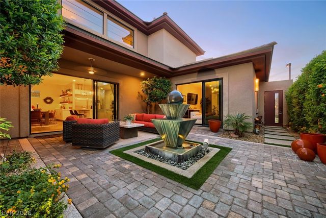 10313 Jade Point Drive, Las Vegas, NV 89135