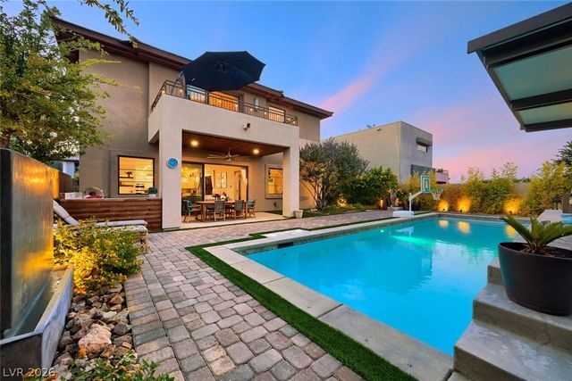 10313 Jade Point Drive, Las Vegas, NV 89135