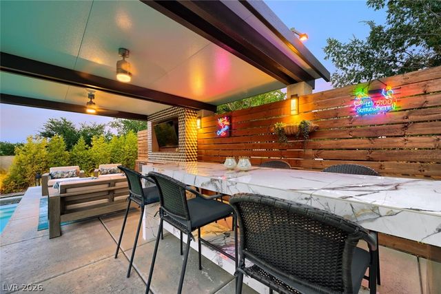10313 Jade Point Drive, Las Vegas, NV 89135