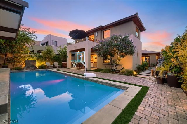 10313 Jade Point Drive, Las Vegas, NV 89135