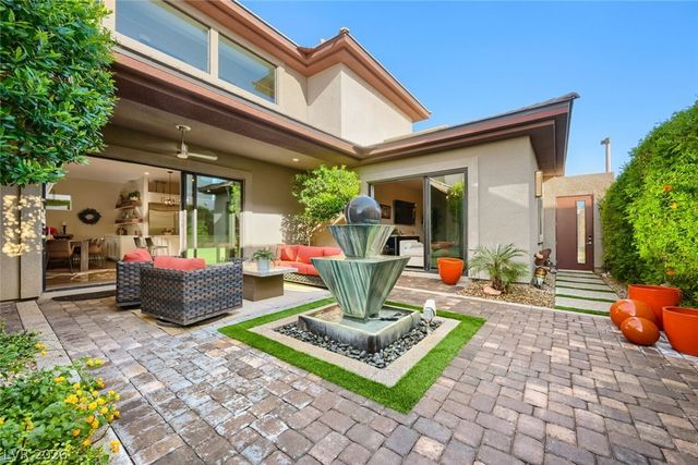 10313 Jade Point Drive, Las Vegas, NV 89135