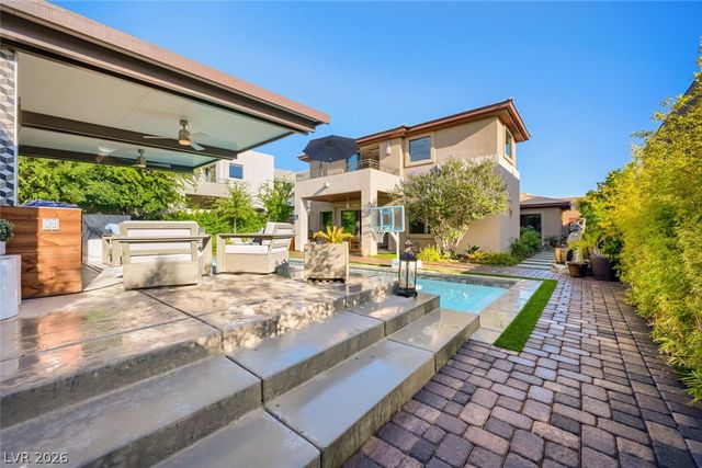 10313 Jade Point Drive, Las Vegas, NV 89135