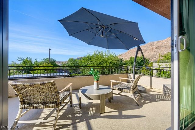 10313 Jade Point Drive, Las Vegas, NV 89135
